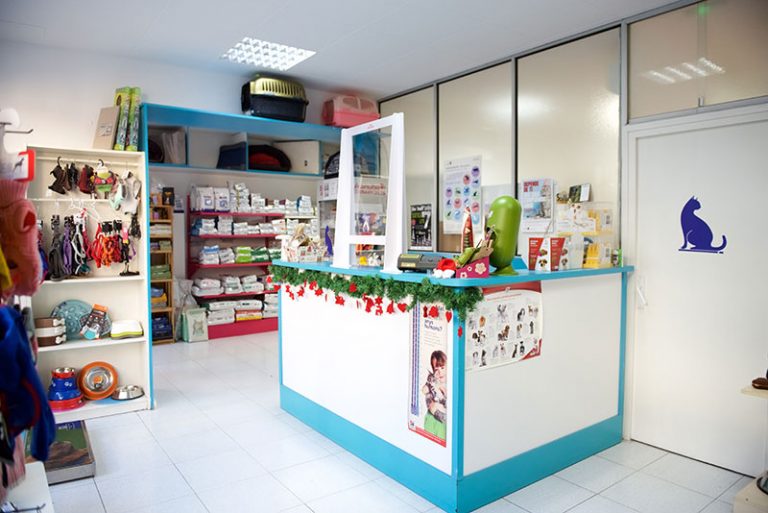 centre veterinari sant joan despi interior 768x513