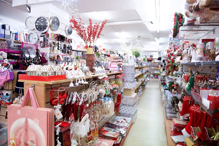 mini mercat interior 768x513