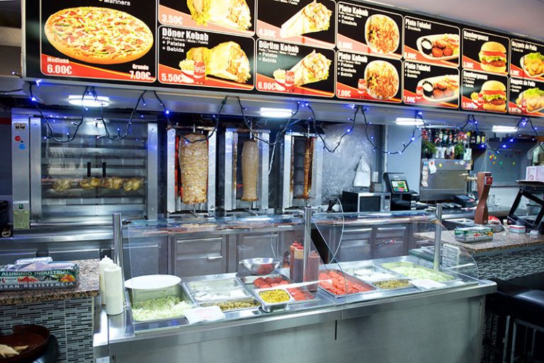 pizzeria milano interior 768x513