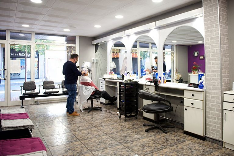 toni perrruquer interior 768x513