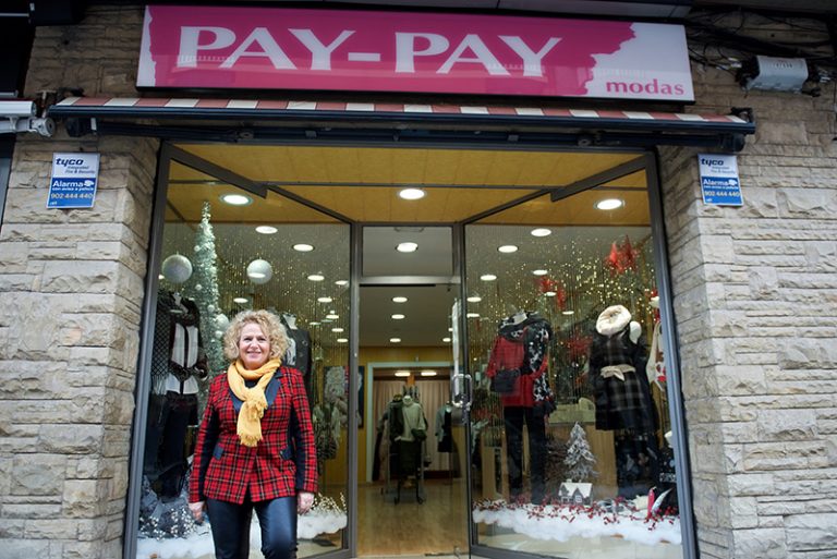 pay pay exterior 2 768x513