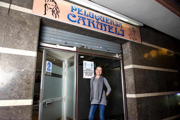 peluqueria carmeli exterior 2 768x513