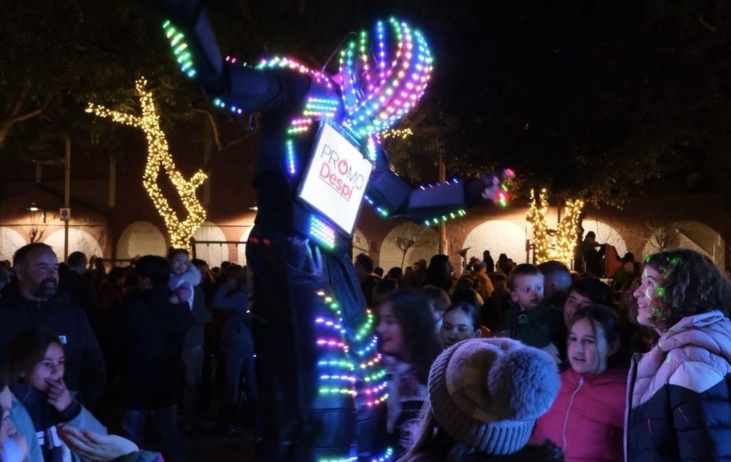 L’encesa dels llums dona la benvinguda a la campanya comercial